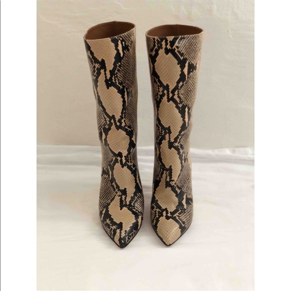 💫HOST PICK💫 PARIS TEXAS Leather Python Print Boots - Picture 4 of 10